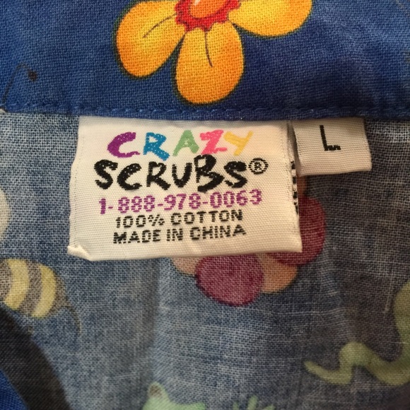 ▫️Crazy Scrubs Scrub Top with Flowers, Bugs, Frogs - Picture 4 of 16